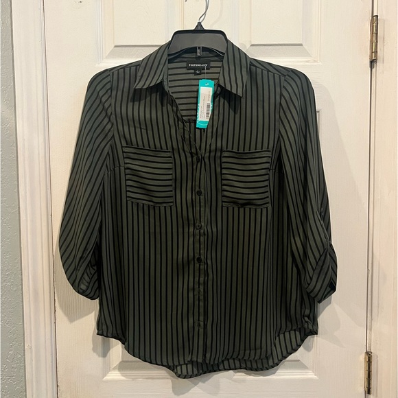 Green stripe blouse - Picture 1 of 3